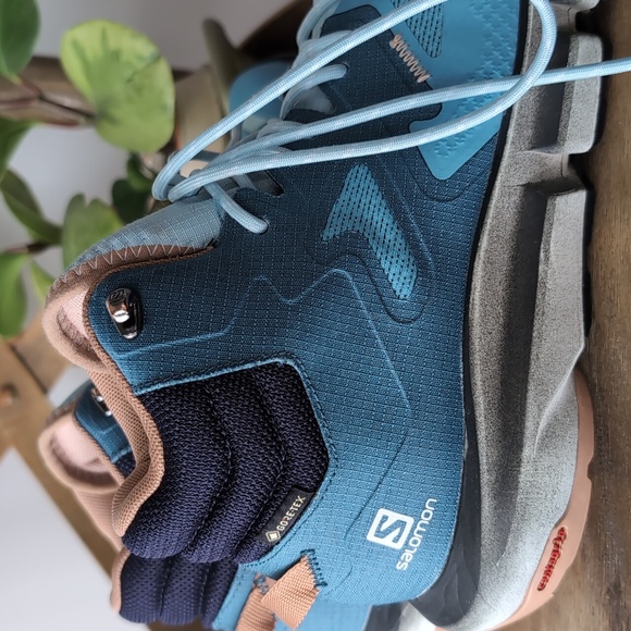 Solomon Women's Predict Hike Mid GTX Boot 8 Gore-Tex - Picture 14 of 15